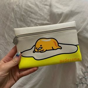 Ipsy makeup bag